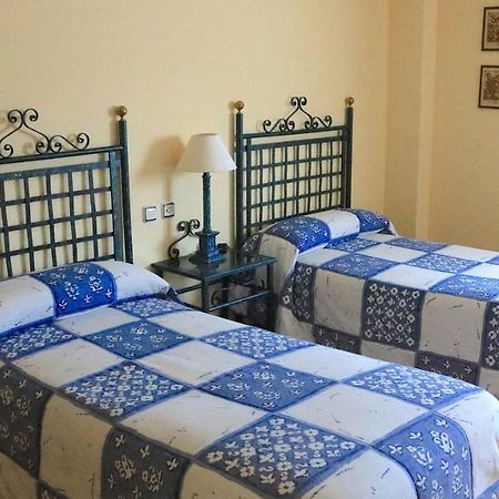 Hotel Miralba Alba de los Cardaños Extérieur photo